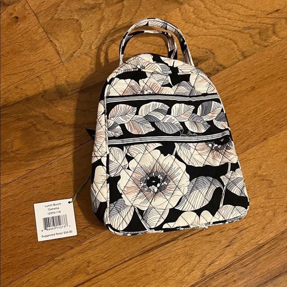 Vera Bradley Handbags - Vera Bradley Lunch Bunch Camellia